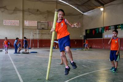 Professor do município promove inclusão em atividades físicas para alunos
