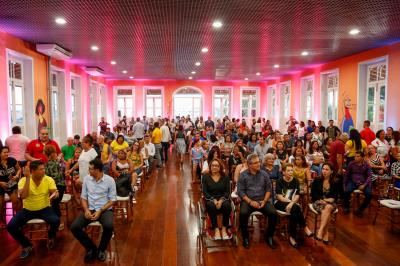 Reformado pela Prefeitura, Chalé Tavares Cardoso é devolvido à população