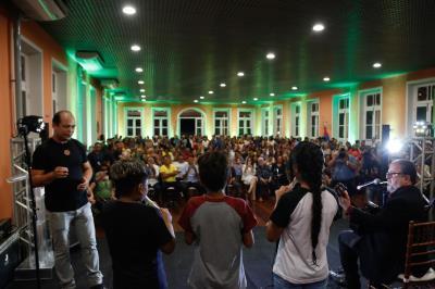 Reformado pela Prefeitura, Chalé Tavares Cardoso é devolvido à população