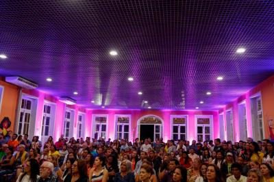 Reformado pela Prefeitura, Chalé Tavares Cardoso é devolvido à população