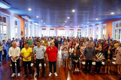 Reformado pela Prefeitura, Chalé Tavares Cardoso é devolvido à população