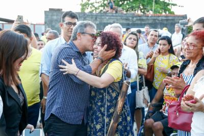 Reformado pela Prefeitura, Chalé Tavares Cardoso é devolvido à população