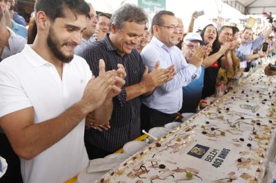 Belém celebra 403 anos de fundação com bolo de 20 metros e muitas bênçãos