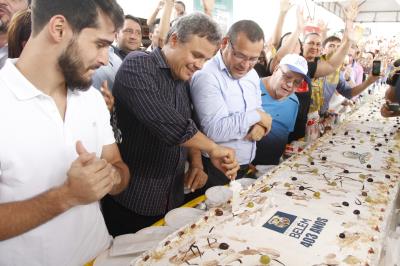 Belém celebra 403 anos de fundação com bolo de 20 metros e muitas bênçãos