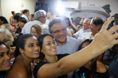 Prefeitura entrega nova unidade especializada em saúde da mulher