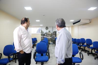 Prefeitura entrega nova unidade especializada em saúde da mulher