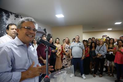 Prefeitura entrega nova unidade especializada em saúde da mulher