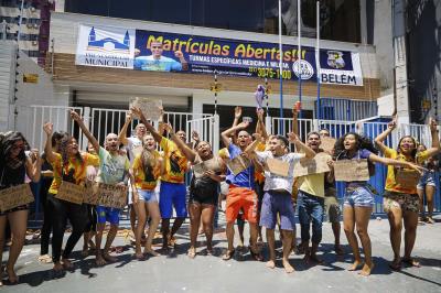 Alunos do Pré-Vestibular Municipal celebram aprovação na UFPA	