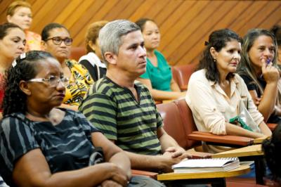 Merendeiras aprovadas em processo seletivo da Semec são capacitadas