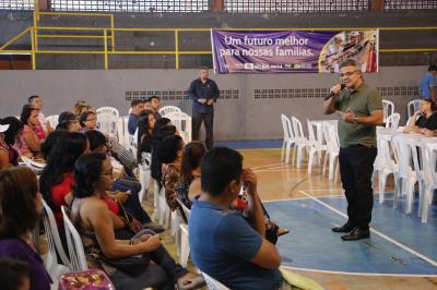 Novos contemplados do Residencial Quinta dos Paricás assinam contrato dos imóveis