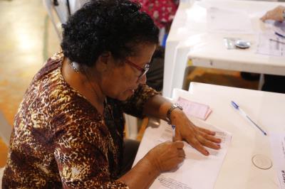 Novos contemplados do Residencial Quinta dos Paricás assinam contrato dos imóveis