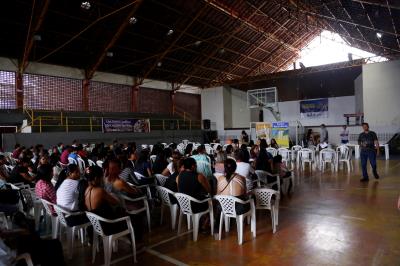 Novos contemplados do Residencial Quinta dos Paricás assinam contrato dos imóveis