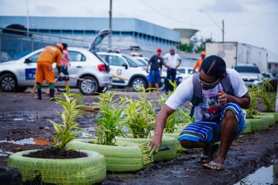 Parceria entre Prefeitura e comunidade fecha ponto de descarte irregular na Condor