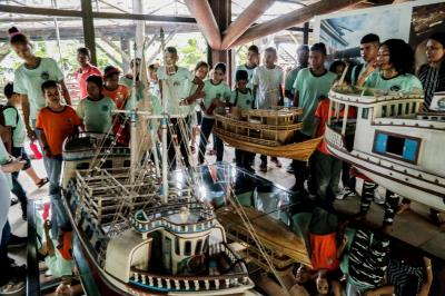 Estudantes da Escola Parque Bolonha visitam pontos turísticos de Belém