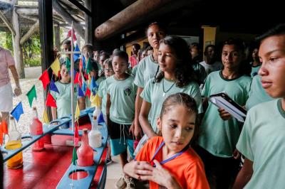 Estudantes da Escola Parque Bolonha visitam pontos turísticos de Belém