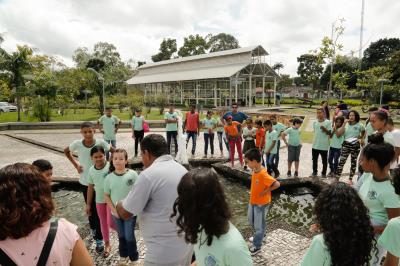 Estudantes da Escola Parque Bolonha visitam pontos turísticos de Belém