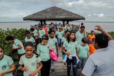 Estudantes da Escola Parque Bolonha visitam pontos turísticos de Belém