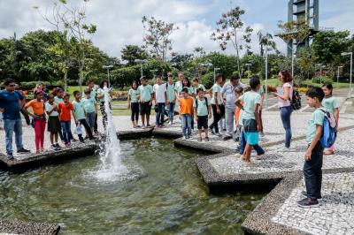 Estudantes da Escola Parque Bolonha visitam pontos turísticos de Belém