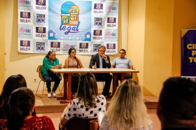 Prefeitura entrega auxílio aluguel para as vítimas do incêndio em Canudos