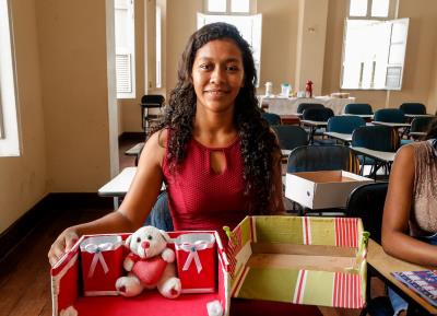 Empreendimento feminino faz parte do encerramento das oficinas de artesanato da Combel