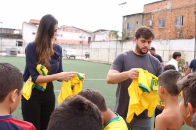 Parceria entre Prefeitura e R9 Academy transforma a vida de 300 crianças por meio do esporte