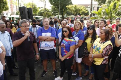 Academia ao Ar Livre é reinaugurada na praça Brasil