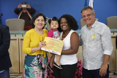 Prefeitura de Belém certifica turmas do curso de artesanato com materiais recicláveis