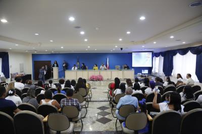 Prefeitura de Belém certifica turmas do curso de artesanato com materiais recicláveis