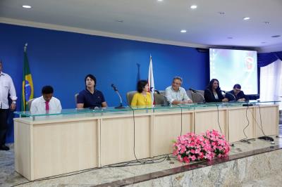 Prefeitura de Belém certifica turmas do curso de artesanato com materiais recicláveis