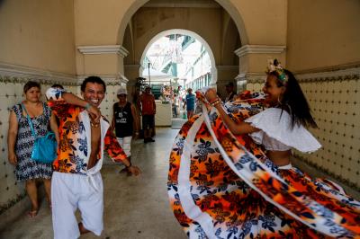 Feira de produtos artesanais movimenta o Mercado Francisco Bolonha