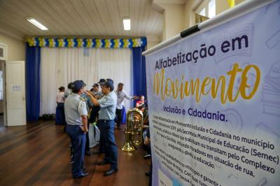 Aula inaugural marca o início do projeto “Alfabetização em Movimento”