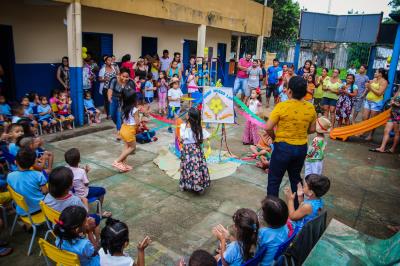 FMAE vai a escola ensinar sobre a importância do aleitamento materno