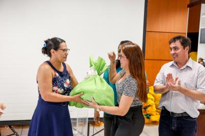 Prefeitura promove baby chá coletivo para mais de 100 gestantes