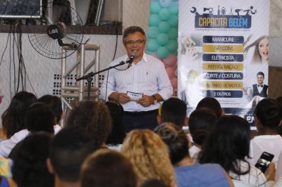 Prefeitura de Belém faz entrega de certificação para turmas do Fundo Ver-o-Sol