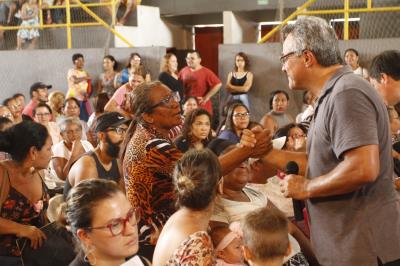 Novos contemplados para o residencial Quinta dos Paricás assinam contrato de entrega dos imóveis