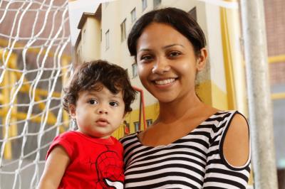 Novos contemplados para o residencial Quinta dos Paricás assinam contrato de entrega dos imóveis