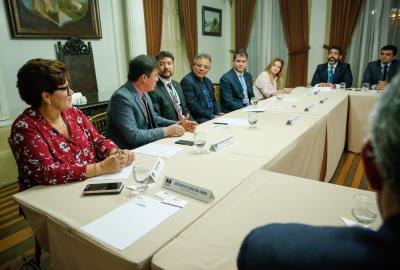 Prefeitura de Belém recebe visita de representantes nacionais da Caixa Econômica