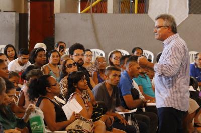 Mais 200 contemplados do Quinta dos Paricás assinam contratos dos imóveis