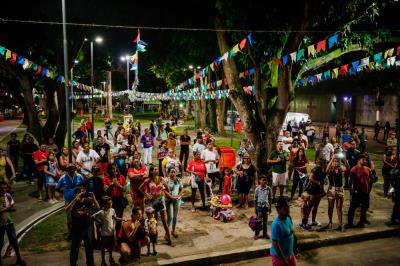 Público lota Praça dos Estivadores para o primeiro dia de Mostra Cultural