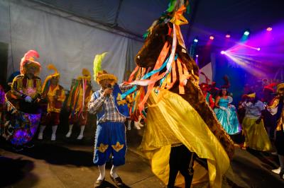 Público lota Praça dos Estivadores para o primeiro dia de Mostra Cultural