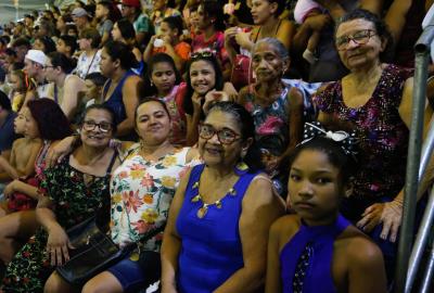 Aldeia Amazônica recebe primeiro dia do concurso de quadrilhas com arquibancadas lotada