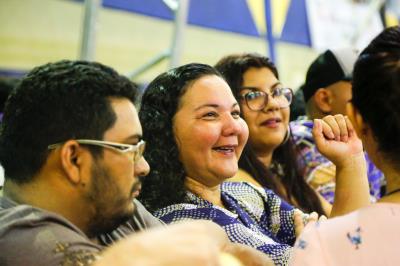 Aldeia Amazônica recebe primeiro dia do concurso de quadrilhas com arquibancadas lotada