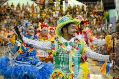 Mudanças na arena do concurso de quadrilhas da Fumbel garantem mais conforto ao público