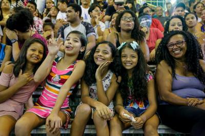 Mudanças na arena do concurso de quadrilhas da Fumbel garantem mais conforto ao público