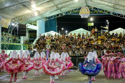 Mudanças na arena do concurso de quadrilhas da Fumbel garantem mais conforto ao público