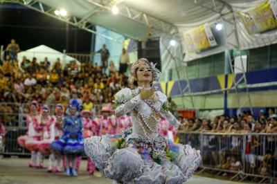 Mudanças na arena do concurso de quadrilhas da Fumbel garantem mais conforto ao público