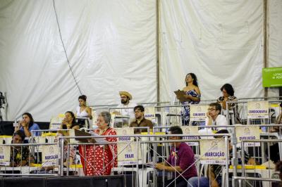 Mudanças na arena do concurso de quadrilhas da Fumbel garantem mais conforto ao público