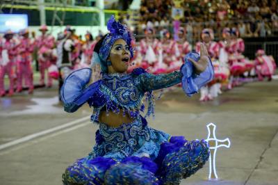 Mudanças na arena do concurso de quadrilhas da Fumbel garantem mais conforto ao público