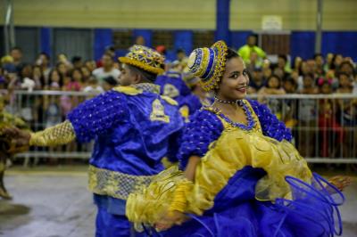 Mudanças na arena do concurso de quadrilhas da Fumbel garantem mais conforto ao público