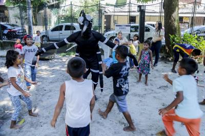 Prefeitura de Belém promove oficina de biojoias para mulheres Warao